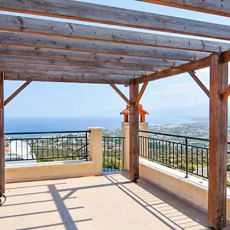 In Sleeps 6 Includes Swimming Pool Air Con And Wifi